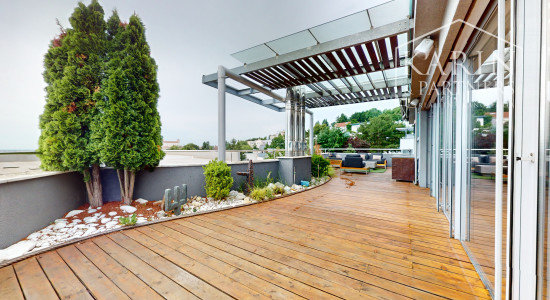 5 izbový  byt pod Slavínom