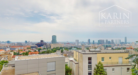 5 izbový  byt pod Slavínom