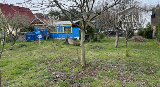 PREDANÝ  - NA PREDAJ: ZÁHRADA S CHATKOU PRI LESE, 412 M2, LOZORNO