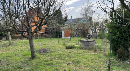 PREDANÝ  - NA PREDAJ: ZÁHRADA S CHATKOU PRI LESE, 412 M2, LOZORNO