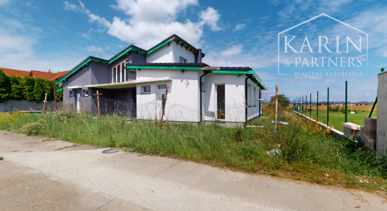 PREDANÝ ! RODINNÝ POL-DOM NA PREDAJ, MOST PRI BRATISLAVE, NOVOSTAVBA