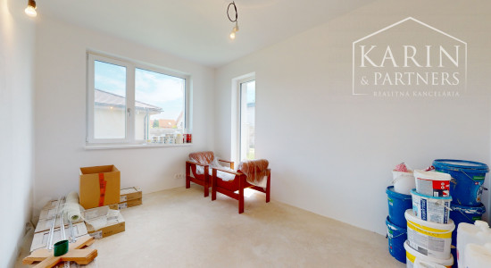 PREDANÝ ! RODINNÝ POL-DOM NA PREDAJ, MOST PRI BRATISLAVE, NOVOSTAVBA