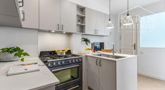 Exkluzívny 4-spálňový APARTMÁN na pobreží