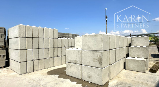 Investičná nehnuteľnosť - VÝROBNÝ AREÁL - SKLADY