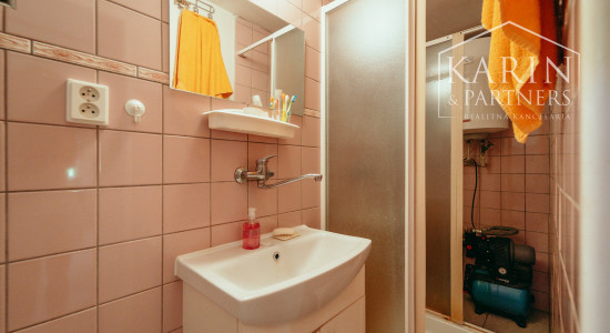 Chata pri Lábskom jazere neďaleko Bratislavy s možnosťou celoročného využitia