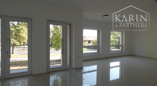 Na prenájom priestory v novostavbe, Holíč ul. Námestie sv. Martina