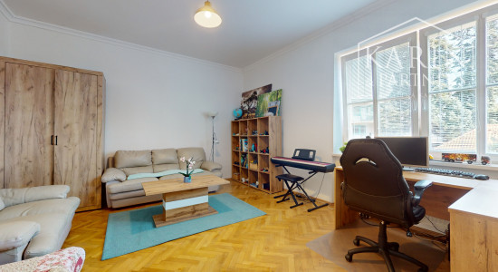 PREDANÝ : BYT 143 M2 + GARÁŽ + TERASY + LODŽIA VO VILE NA KRAMÁROCH, KRÁSNY VYHĽAD, NA SKOK VŠADE