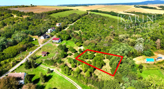 Stavebný pozemok 2060 m2 blízko kúpeľného mesta Dudince