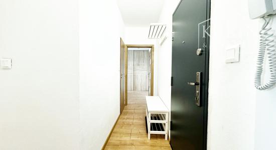 Krásne zrekonštruovaný 2-izbový byt, Skalica - Záhradná