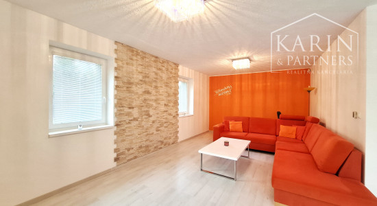 VEĽMI PEKNÝ 4-IZBOVÝ RODINNÝ DOM NA PREDAJ - CHORVÁTSKY GROB - ČIERNA VODA