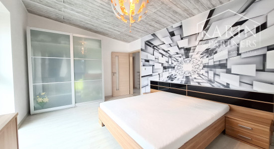 VEĽMI PEKNÝ 4-IZBOVÝ RODINNÝ DOM NA PREDAJ - CHORVÁTSKY GROB - ČIERNA VODA