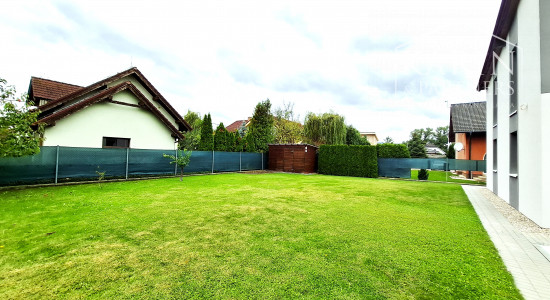 VEĽMI PEKNÝ 4-IZBOVÝ RODINNÝ DOM NA PREDAJ - CHORVÁTSKY GROB - ČIERNA VODA