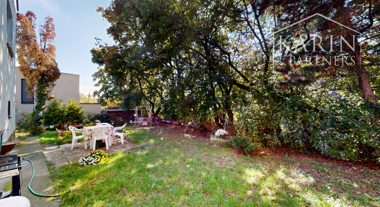 REZERVOVANÝ - Rodinný dom na lukratívnom mieste v Bratislave -  Koliba, Jeséniova ulica.