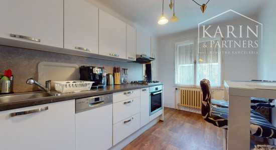 REZERVOVANÝ - Rodinný dom na lukratívnom mieste v Bratislave -  Koliba, Jeséniova ulica.