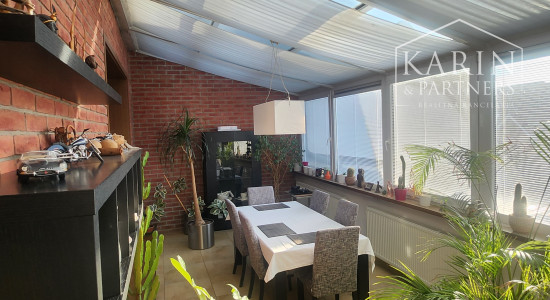 Predaj luxusný 5 izbový rodinný dom situovaný v prominentnej časti mesta Trenčín