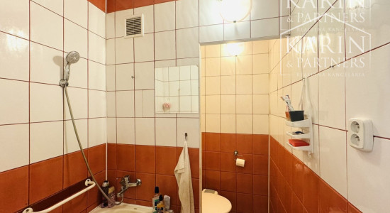 NA PRENÁJOM ZARIADENÝ 1i BYT V MESTE HOLÍČ