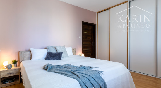 Priestranný 2-izbový byt v obľúbenej lokalite Nitra - Klokočina, PREDANÝ