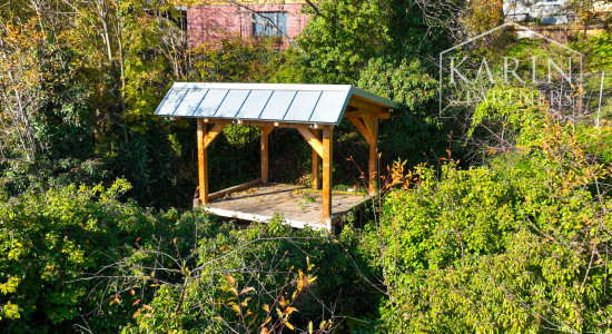 Dva apartmánové domy so záhradou a altánkom v historickom centre Banskej Štiavnice