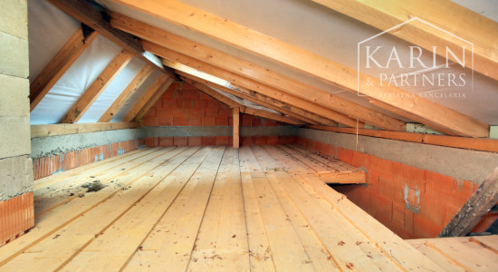 Dva apartmánové domy so záhradou a altánkom v historickom centre Banskej Štiavnice