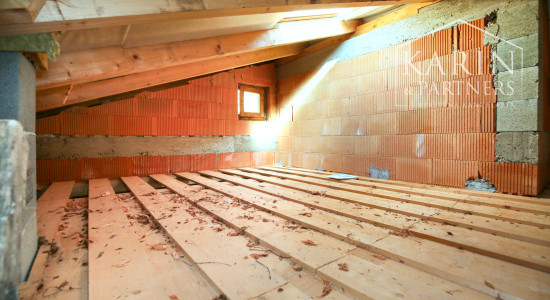 Dva apartmánové domy so záhradou a altánkom v historickom centre Banskej Štiavnice