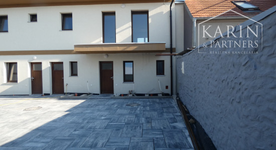 Prenájom 2-izbový byt 61m2  novostavba v centre Holíča - ul. Hviezdoslavova