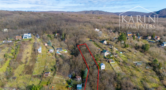 Pozemok s chatkou (1633 m²) v prostredí Bratislavského lesa – Lamač, Zlatá Hora