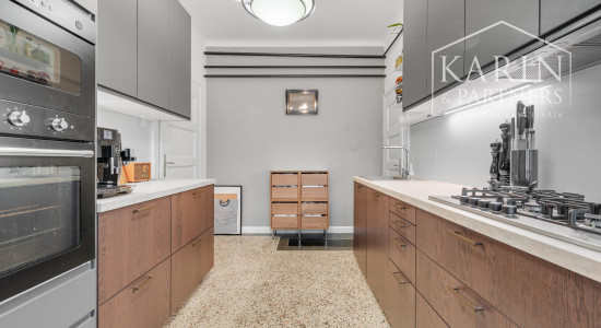 Predaj staromestský 4,5 izbový byt pri Eurovea.