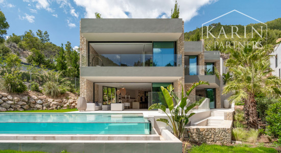 REZERVOVANA - LUXUSNÁ VILA NA MALORKE - KRÁSNY POZEMOK - BAZÉN - NOVOSTAVBA - LUKRATÍVNE MIESTO V PALME - ŠPANIELSKO - CENA: V RK