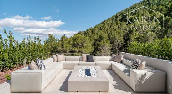 REZERVOVANA - LUXUSNÁ VILA NA MALORKE - KRÁSNY POZEMOK - BAZÉN - NOVOSTAVBA - LUKRATÍVNE MIESTO V PALME - ŠPANIELSKO - CENA: V RK