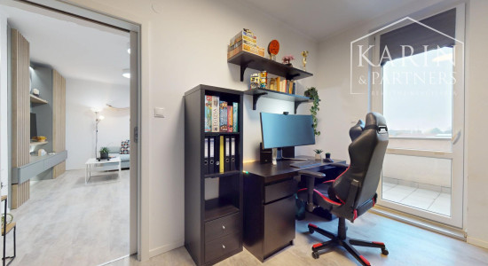 ZARIADENÝ TROJIZBOVÝ BYT PREROBENÝ NA ŠTVORIZBOVÝ