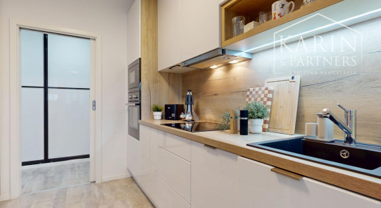 ZARIADENÝ TROJIZBOVÝ BYT PREROBENÝ NA ŠTVORIZBOVÝ