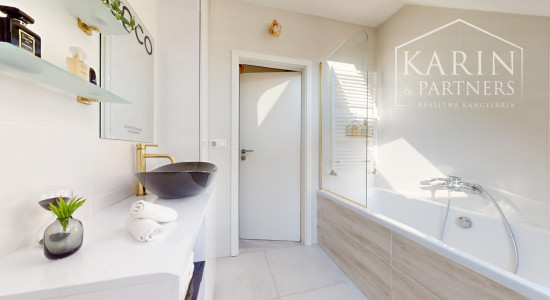 3i byt pod hradom Hainburg | terasa s výhľadom | parking