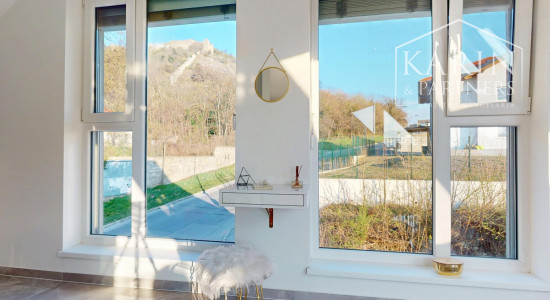 3i byt pod hradom Hainburg | terasa s výhľadom | parking