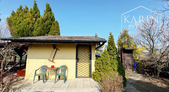 ZĽAVA Záhradná chata s kúrením, elektrinou a studňou, Holíč - Kamenica