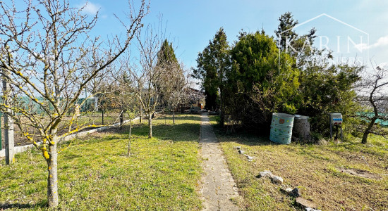 ZĽAVA Záhradná chata s kúrením, elektrinou a studňou, Holíč - Kamenica