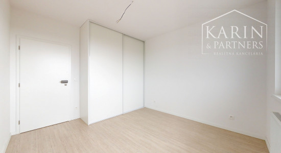 PREDANÉ - 2-IZBOVÝ BYT S BALKÓNOM, PIVNICOU A PARKINGOM NA PREDAJ - OVOCNÉ SADY - BRATISLAVA