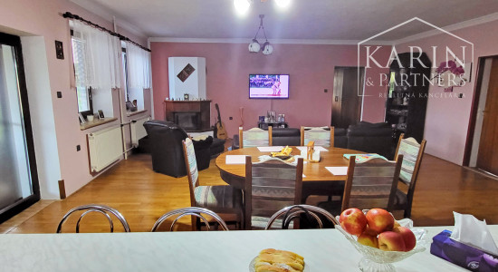 6-izbový dom pri vode s pozemkom o rozlohe 4486 m2