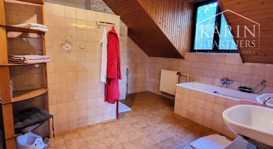 6-izbový dom pri vode s pozemkom o rozlohe 4486 m2