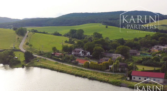 6-izbový dom pri vode s pozemkom o rozlohe 4486 m2