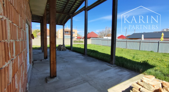 PREDANÉ ! Rozostavaný rodinný dom Komjatice