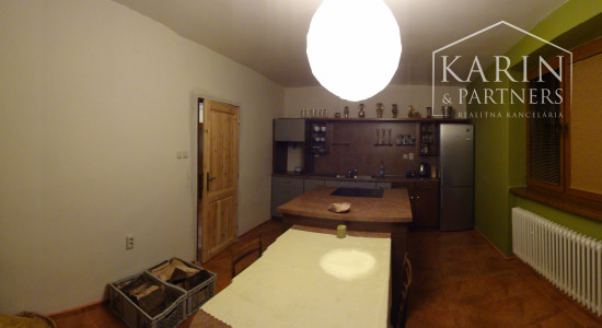 RD pekný 7-izbový v okolí Podhajskej – RD, alebo ako PENZIÓN