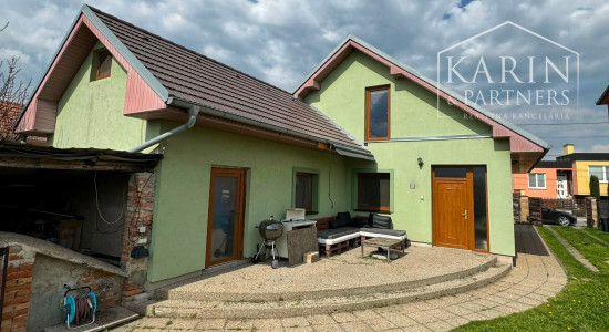 Rodinný dom po rekonštrukcii Dvory nad Žitavou