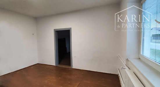 Rodinný dom v dobrej lokalite, Šurany