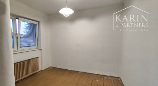 Rodinný dom v dobrej lokalite, Šurany