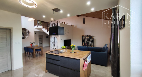 Luxusný štýlový rodinný dom v Nových Zámkoch