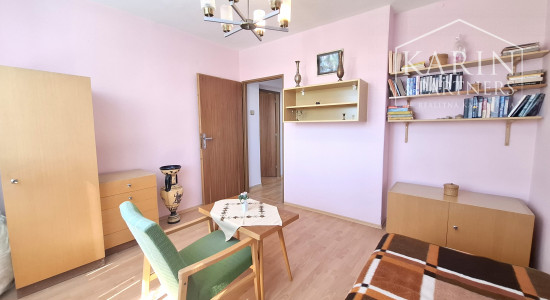 NA PREDAJ 4 IZBOVÝ RODINNÝ DOM S GARÁŽOU A BAZÉNOM V SENCI