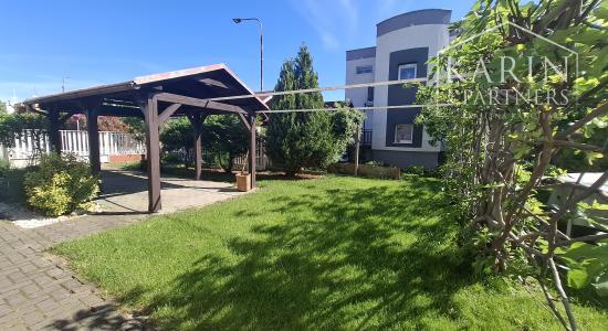 NA PREDAJ 4 IZBOVÝ RODINNÝ DOM S GARÁŽOU A BAZÉNOM V SENCI