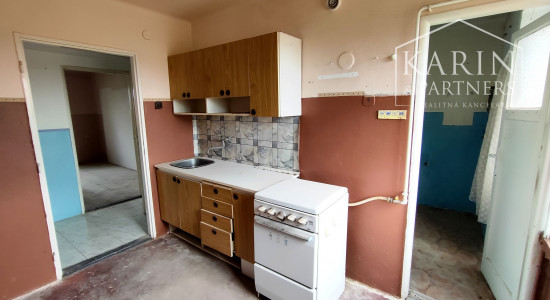 EXKLUZÍVNE: 3-izb.Byt za cenu chatky!Tehlová bytovka,Modrany