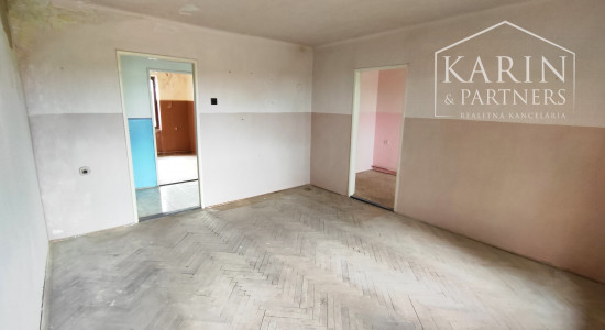 EXKLUZÍVNE: 3-izb.Byt za cenu chatky!Tehlová bytovka,Modrany