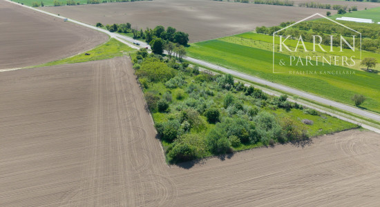 Investičný stavebný pozemok – Jarovce (Bratislava) | 2 628 m² | výborná poloha pri hraniciach s Rakúskom